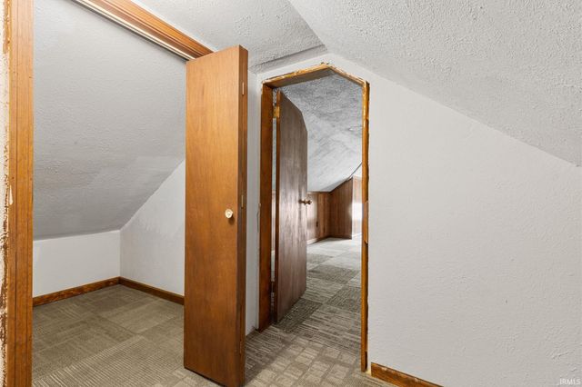 606 S Meade Street, South Bend, IN 46619