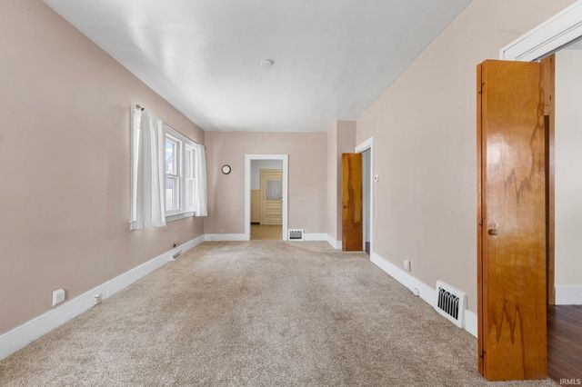 606 S Meade Street, South Bend, IN 46619