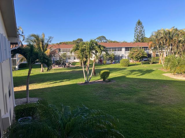 259 Sheffield K 259, West Palm Beach, FL 33417