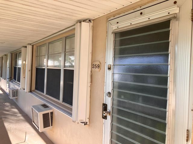 259 Sheffield K 259, West Palm Beach, FL 33417