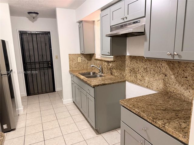 311 NE 57th St 311, Miami, FL 33137