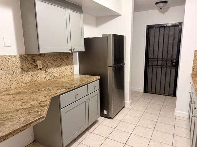 311 NE 57th St 311, Miami, FL 33137