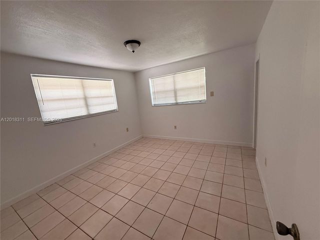 311 NE 57th St 311, Miami, FL 33137
