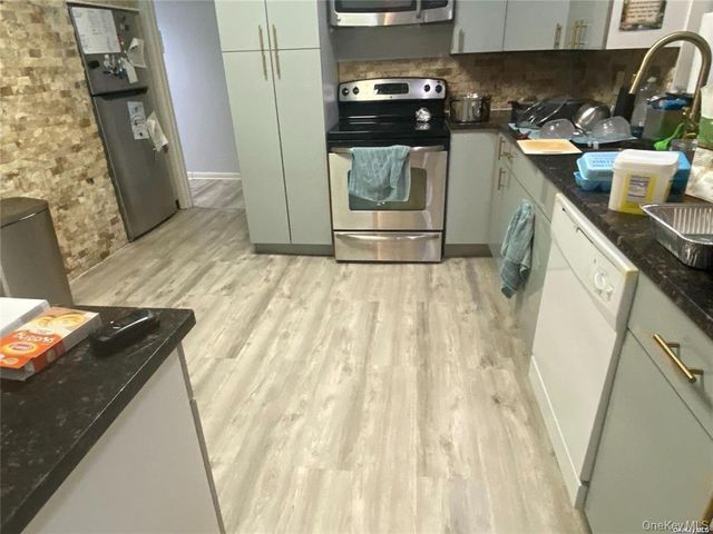 107 A Baker Hill Road, Great Neck, NY 11023