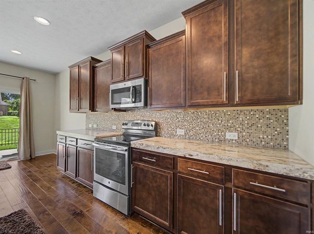 805 Criterion Way, Evansville, IN 47711