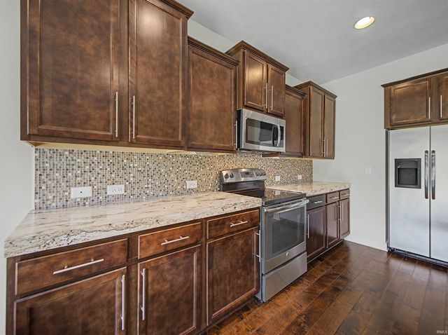 805 Criterion Way, Evansville, IN 47711