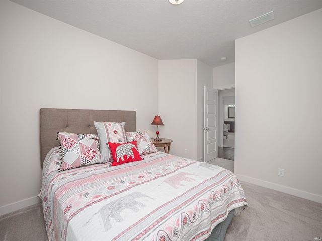 805 Criterion Way, Evansville, IN 47711