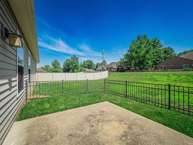 805 Criterion Way, Evansville, IN 47711