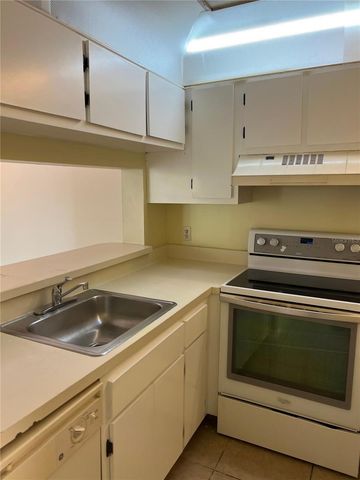 5213 VIA HACIENDA CIRCLE 306, Orlando, FL 32839