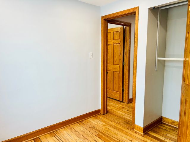 5249 W 64TH Place, Chicago, IL 60638