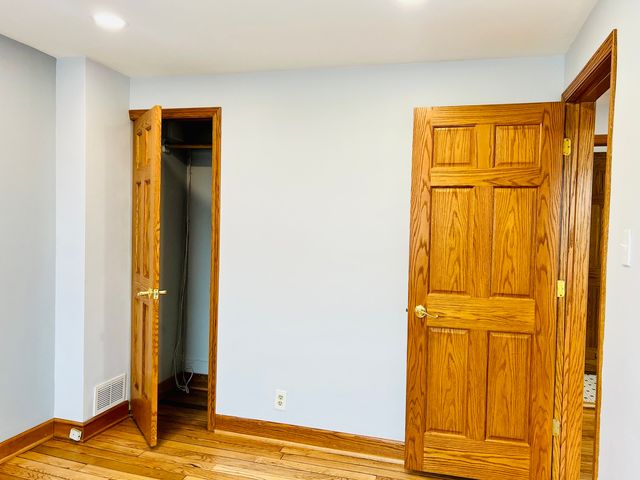 5249 W 64TH Place, Chicago, IL 60638