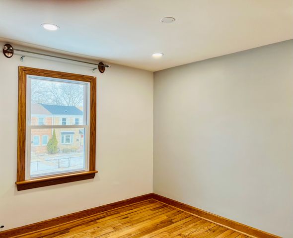 5249 W 64TH Place, Chicago, IL 60638