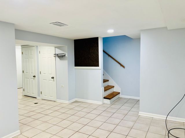 5249 W 64TH Place, Chicago, IL 60638