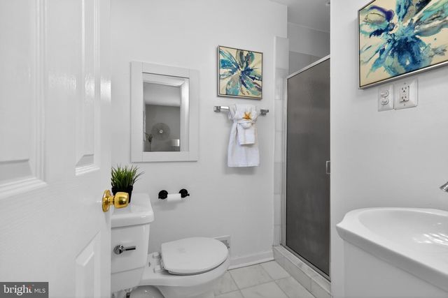 3164 PATRICK HENRY DR, Falls Church, VA 22044