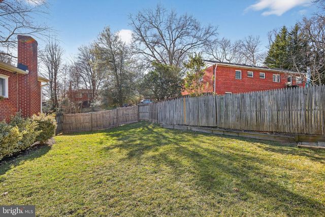 3164 PATRICK HENRY DR, Falls Church, VA 22044