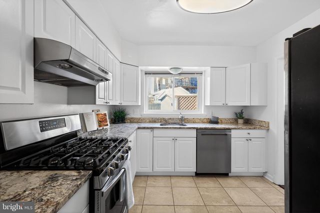 3164 PATRICK HENRY DR, Falls Church, VA 22044