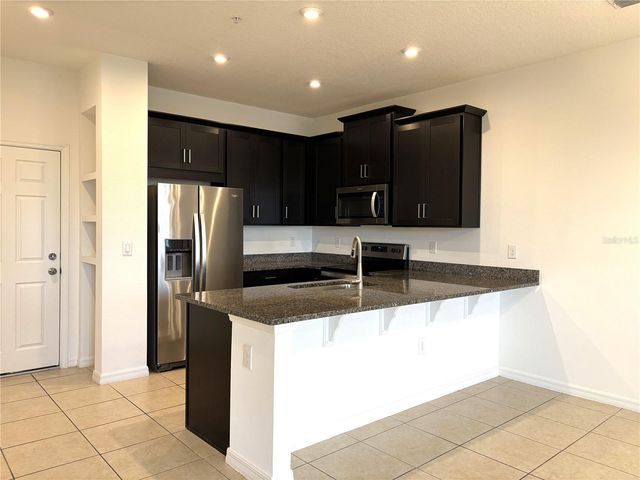 10009 EAGLE ROCK ALLEY, Orlando, FL 32832