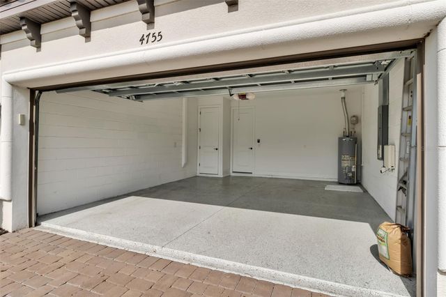4755 MOTTA COURT, Bradenton, FL 34211
