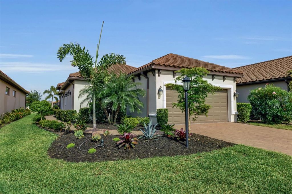 4755 MOTTA COURT, Bradenton, FL 34211