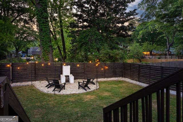 216 Sisson Avenue NE, Atlanta, GA 30317