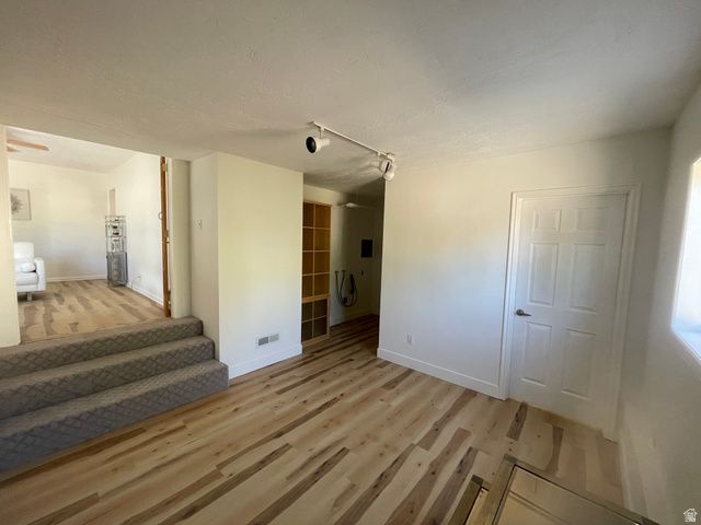 10 W VALLEY DR, Salt Lake City, UT 84107