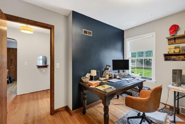 9 Oxford Place, Madison, WI 53704