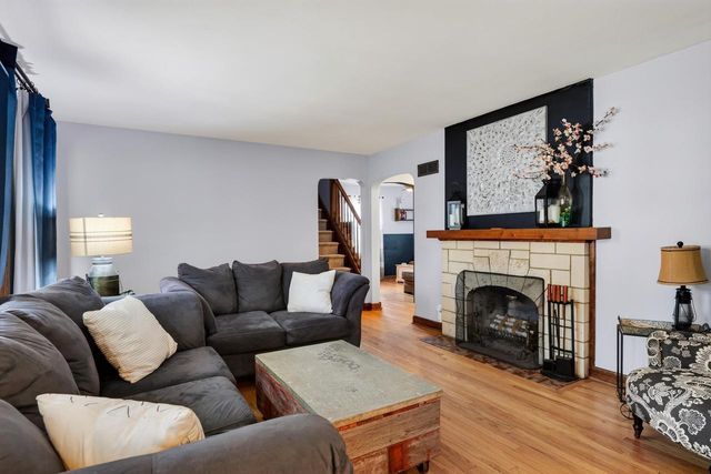9 Oxford Place, Madison, WI 53704