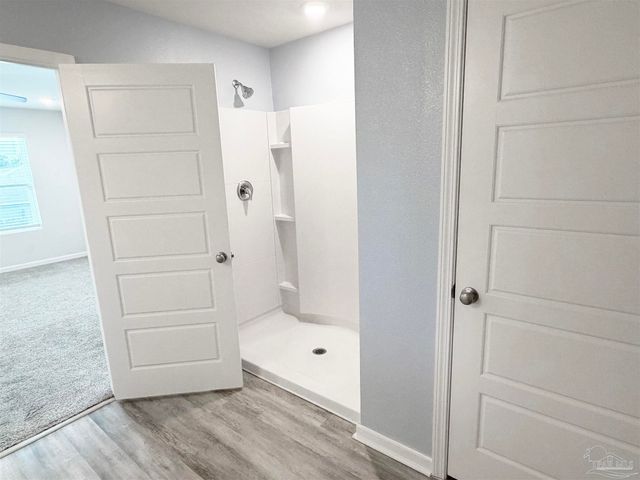 5720 Blackhorse Cir, Pensacola, FL 32526