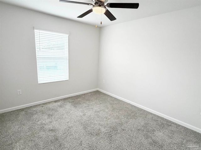 5720 Blackhorse Cir, Pensacola, FL 32526