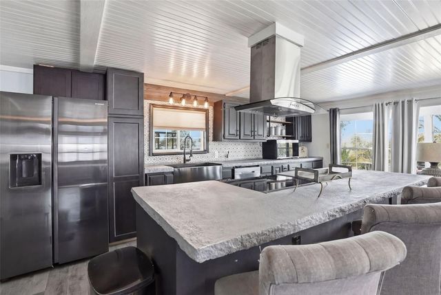 8060 STOCKHOLM STREET, Brooksville, FL 34613