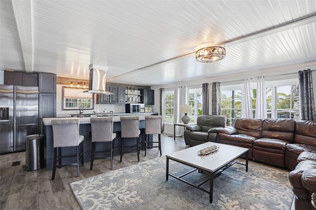 8060 STOCKHOLM STREET, Brooksville, FL 34613