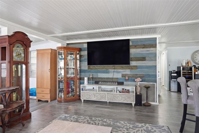 8060 STOCKHOLM STREET, Brooksville, FL 34613