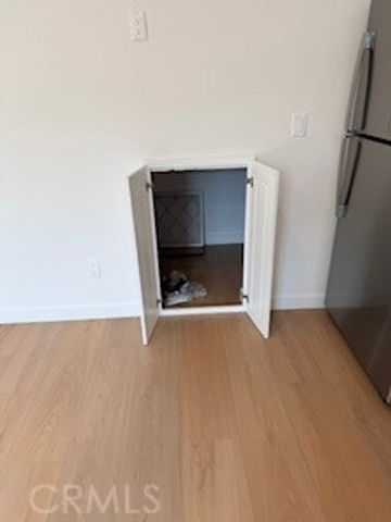 18906 Lassen St, Northridge, CA 91324