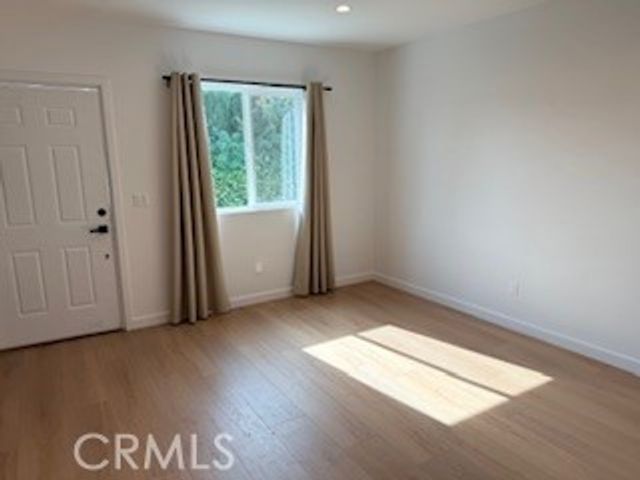 18906 Lassen St, Northridge, CA 91324