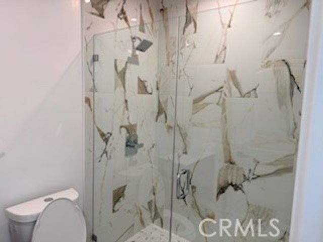 18906 Lassen St, Northridge, CA 91324