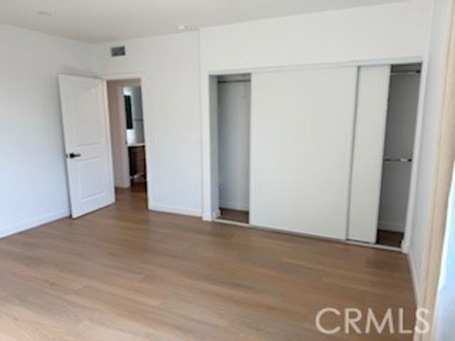 18906 Lassen St, Northridge, CA 91324