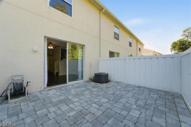 3630 Pine Oak CIR 105, Fort Myers, FL 33916