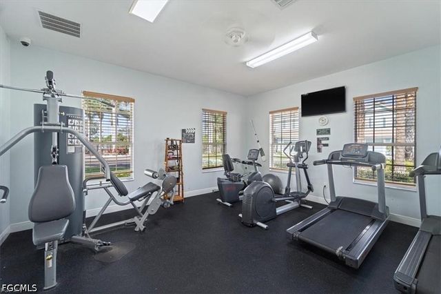 3630 Pine Oak CIR 105, Fort Myers, FL 33916