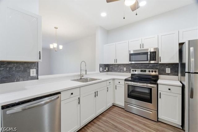 3630 Pine Oak CIR 105, Fort Myers, FL 33916