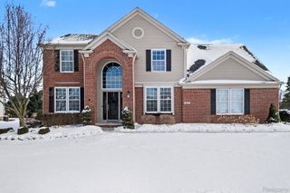 8375 Oxford Lane, Grand Blanc Charter Township, MI 48439