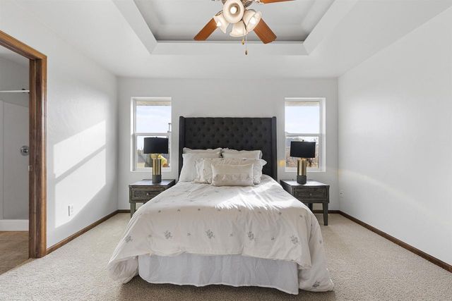 2135 W MELCORN CIRCLE, De Pere, WI 54115