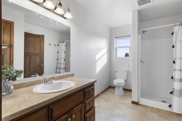 2135 W MELCORN CIRCLE, De Pere, WI 54115