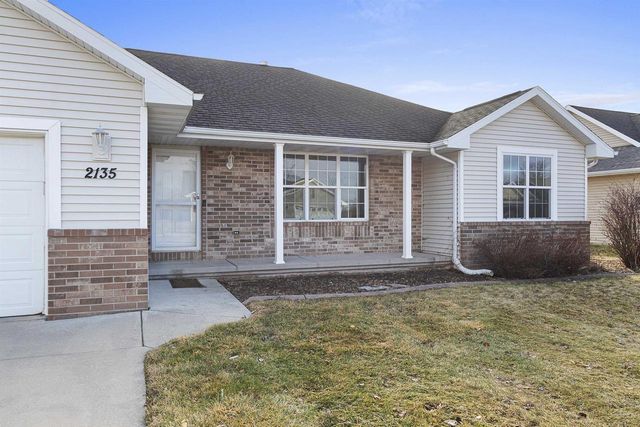 2135 W MELCORN CIRCLE, De Pere, WI 54115