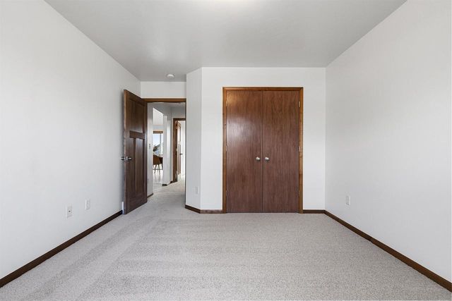 2135 W MELCORN CIRCLE, De Pere, WI 54115