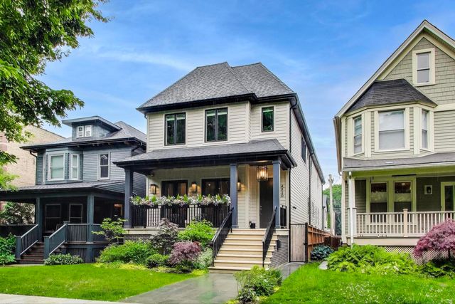 4320 N Winchester Avenue, Chicago, IL 60613