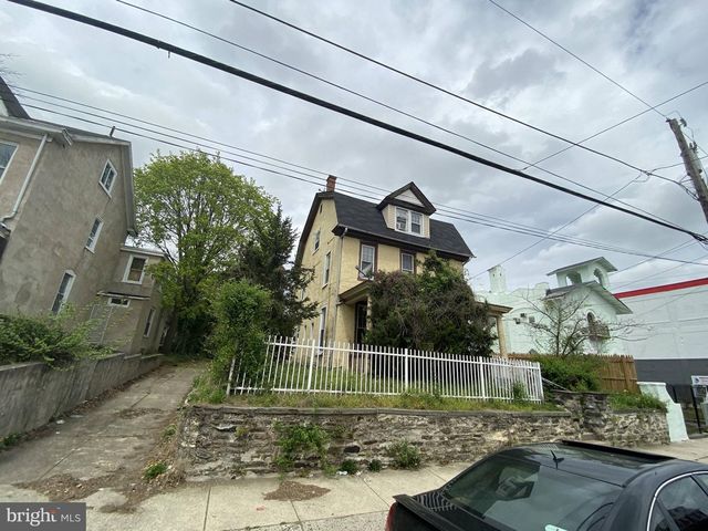 321-00 E PRICE ST, Philadelphia, PA 19144