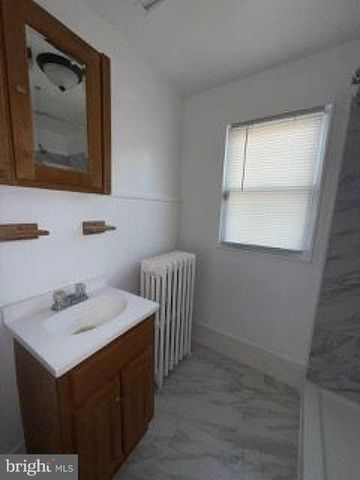 321-00 E PRICE ST, Philadelphia, PA 19144