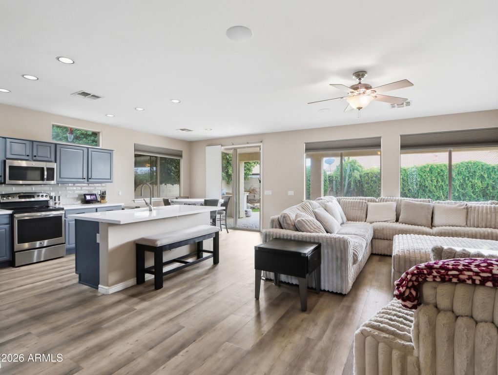 7595 W TIERRA BUENA Lane, Peoria, AZ 85382 — photo 3