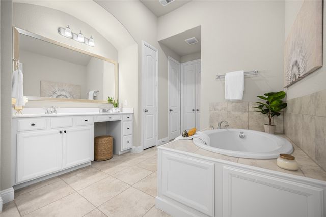 517 Lake Livingston Trail, Mckinney, TX 75071