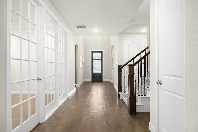 517 Lake Livingston Trail, Mckinney, TX 75071